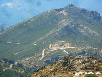 Pico Santuy; El Cerrón; grupos viajes viaje en grupo;nacimiento del rio manzanares